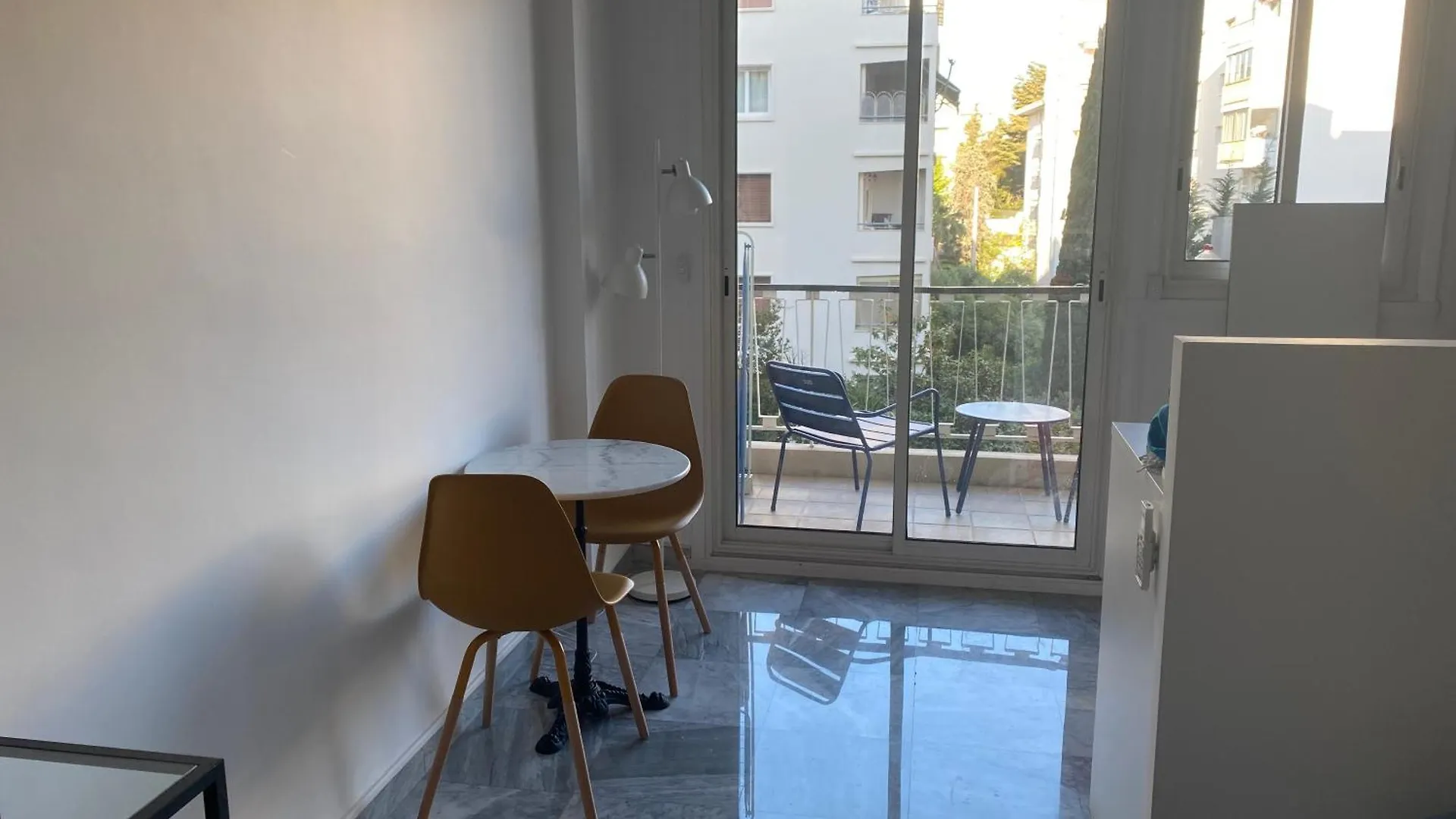 L'Astrolabe - Studio - Refurbished - Seaside Cannes 0*,  Frankrike